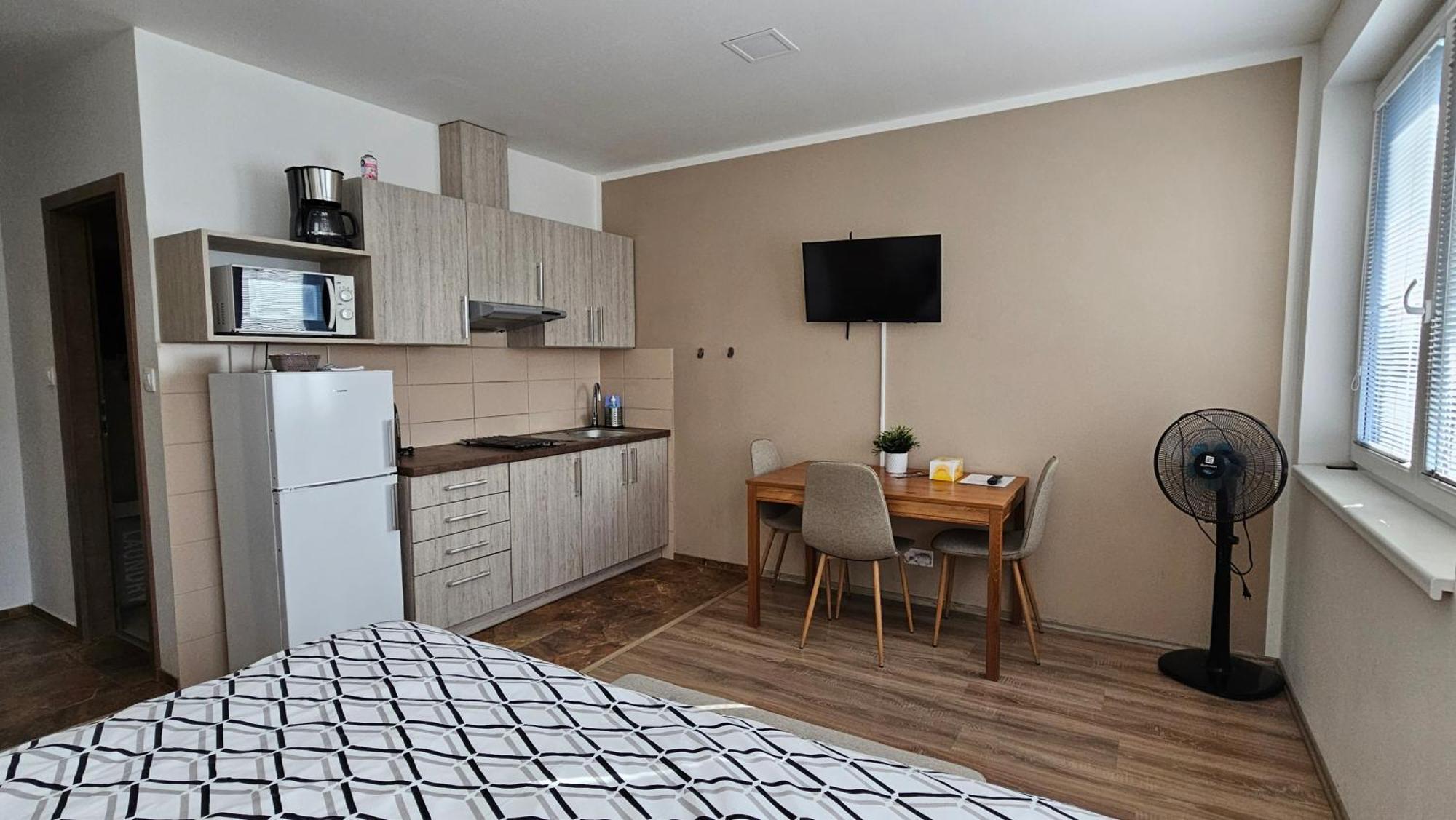 Apartamento Rezidence Bělehradská Most Exterior foto